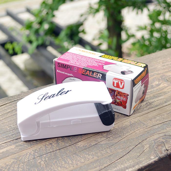 

Mini Sealing Machine Small Household Sealing Machine Food Bags Plastic Bags Hand Pressure Sealing Machine белый