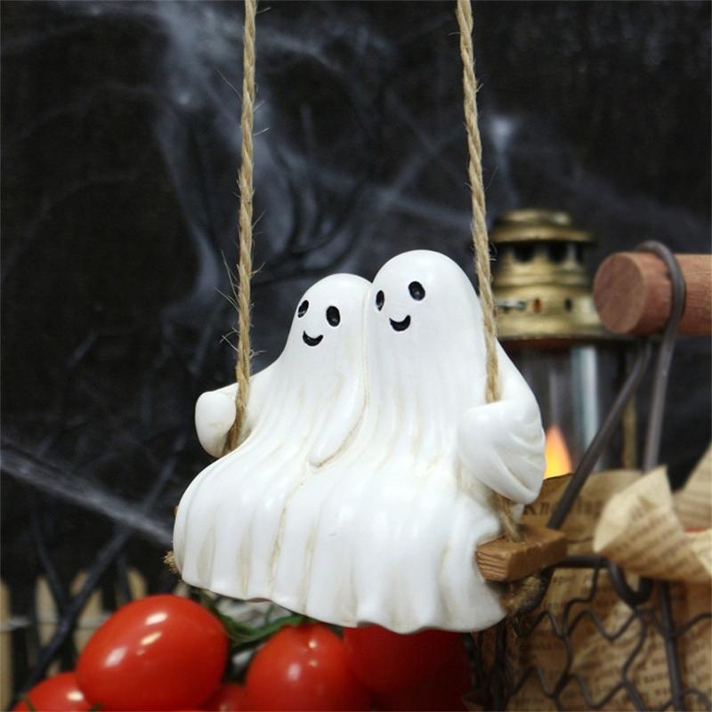Halloween Ghostly Couple On Swing Resins Hanging Decors For Garden Patios Tree Indoor and Outdoor Horror Theme Ornament