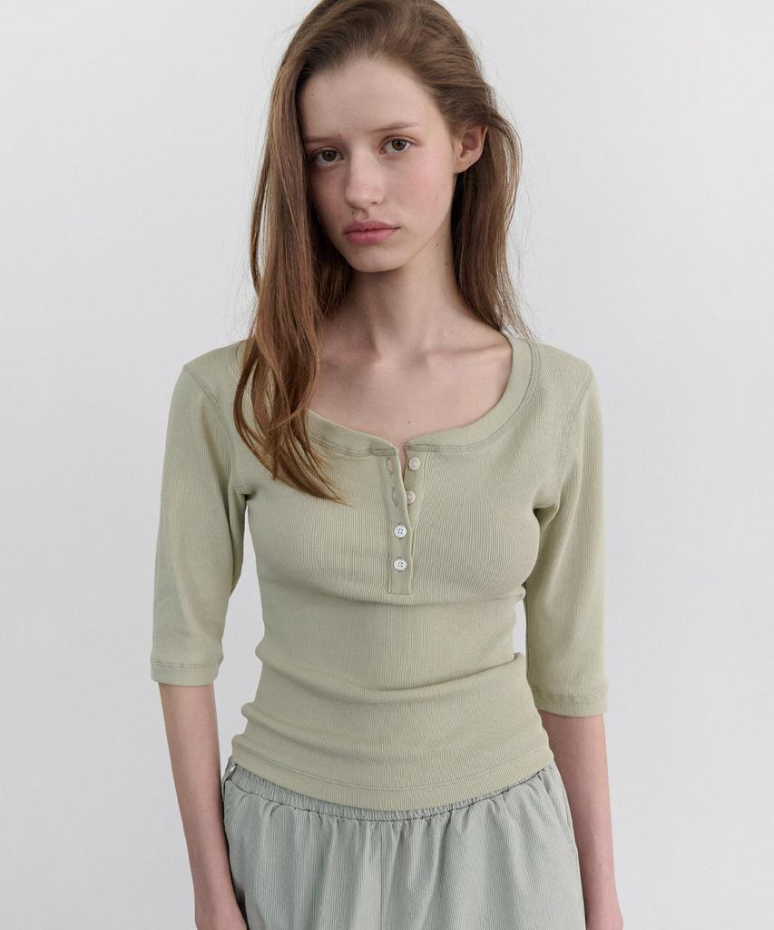 ANDNEEDS Kaylee 3/4 Henry Neck Tee (Mint)