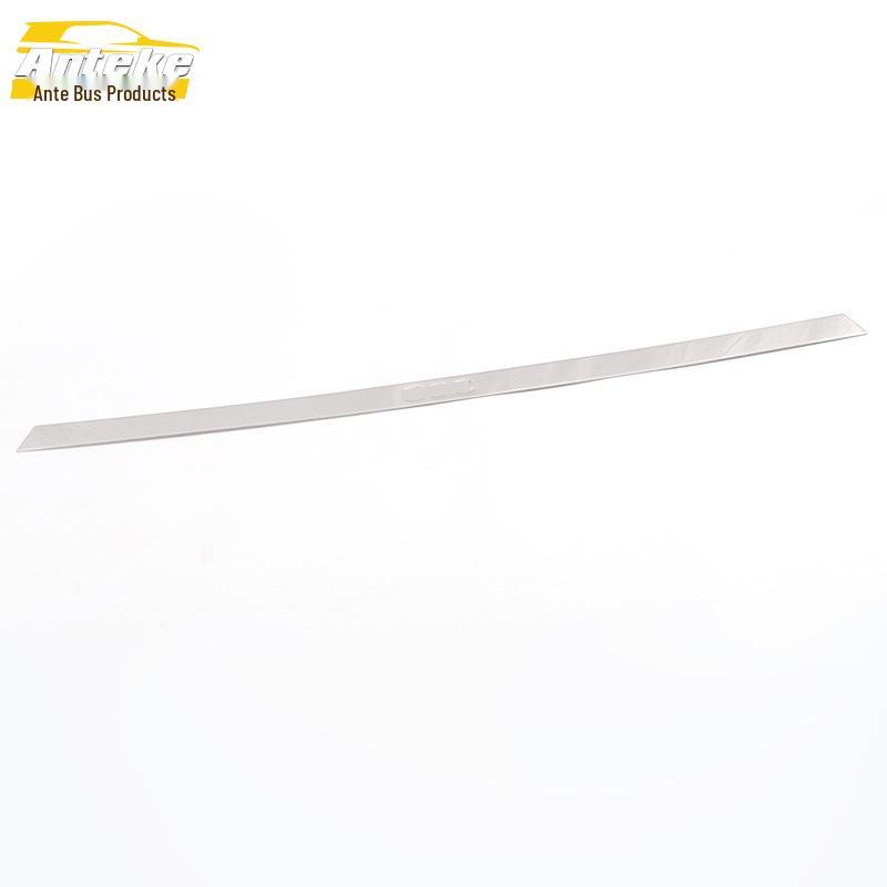 

Peugeot 308 Rear Bumper Trim: Stainless Steel Anti-Scratch & Collision Cover