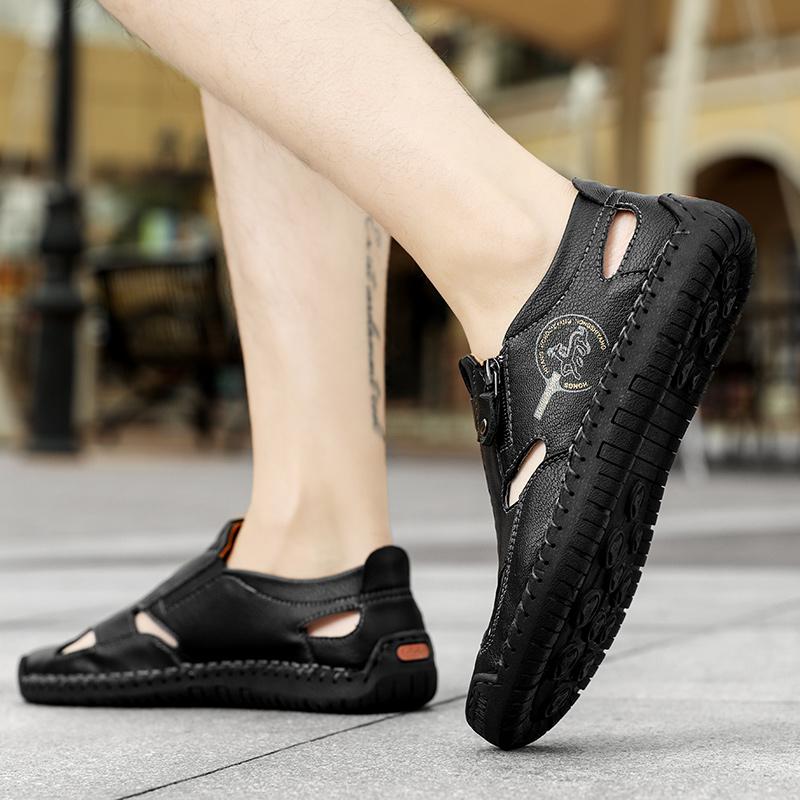 Fashion 2025 New Men Slip on Sandals Hot Sale Leisure Walk Moccasins Hiking Footwear Hollow Out Summer Loafers Man Casual Leather Shoes