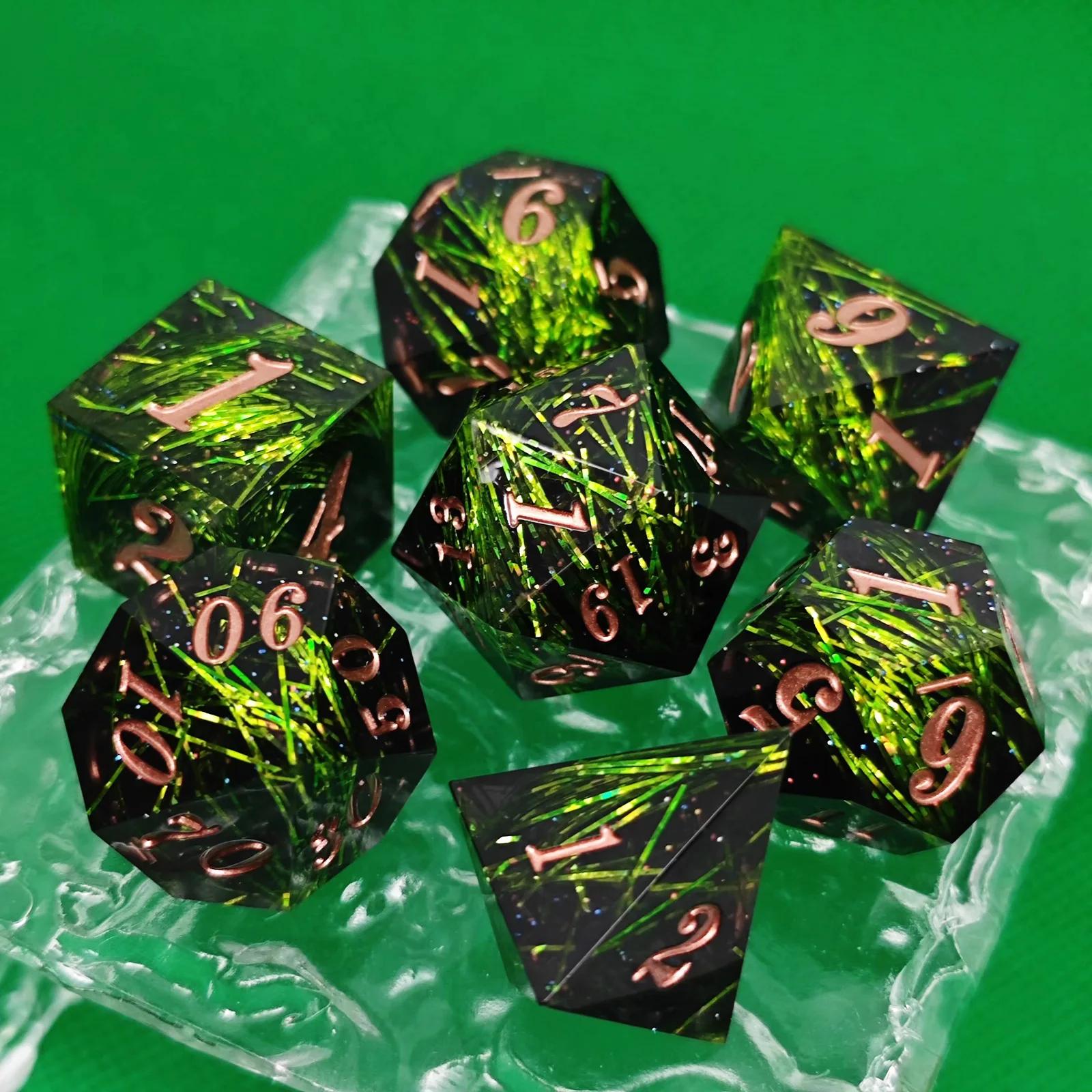 

Resin DND Dice RPG Dices for Dungeon and Dragons Game Polyhedral Dice set for Party зелений