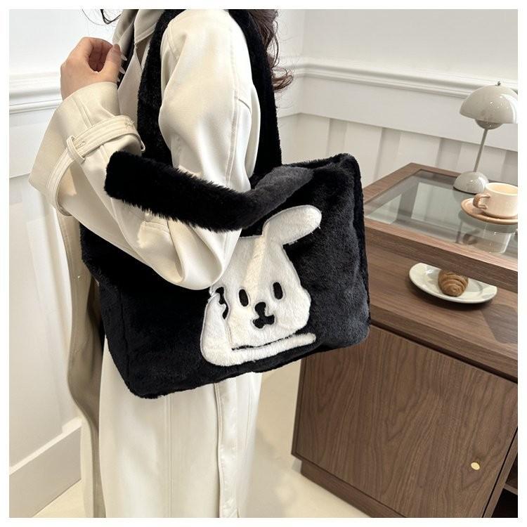 Cute Cartoon Plush Shoulder Bag For Women Large Capacity Tote Bag Winter 2024 Urban Style