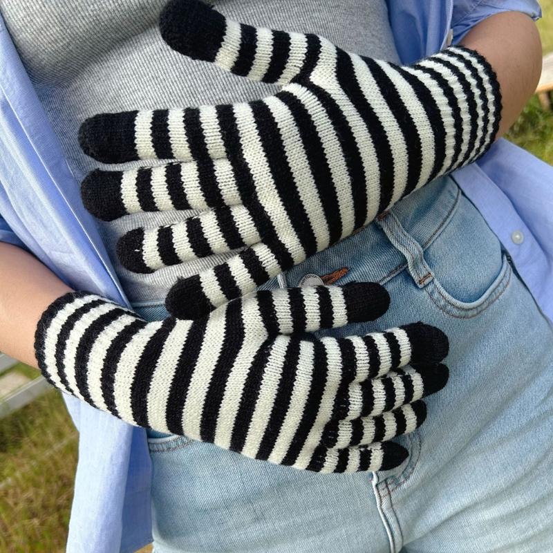 Winter Men Knitted Gloves Mobile Phone Touch Mitten Thicken Striped Striped
