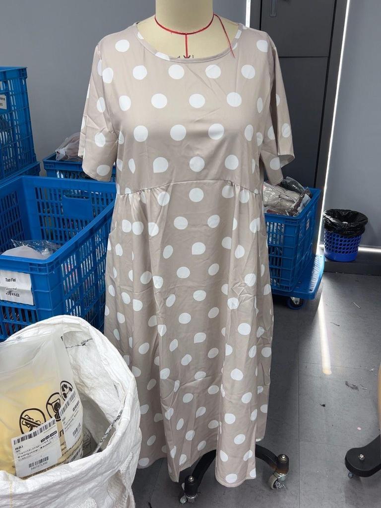2026 Europejska i Amerykańska Sukienka Casualowa z Kieszeniami i Krótkim Rękawem w Grochy Plus Size dla Kobiet