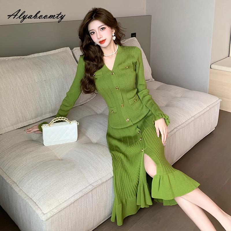 Elegant Fashion Autumn Winter Women Midi Trumpet Dress V Neck Green Black Beige Knitting Shirt Dress Ruffles Knitted Mermaid Dress