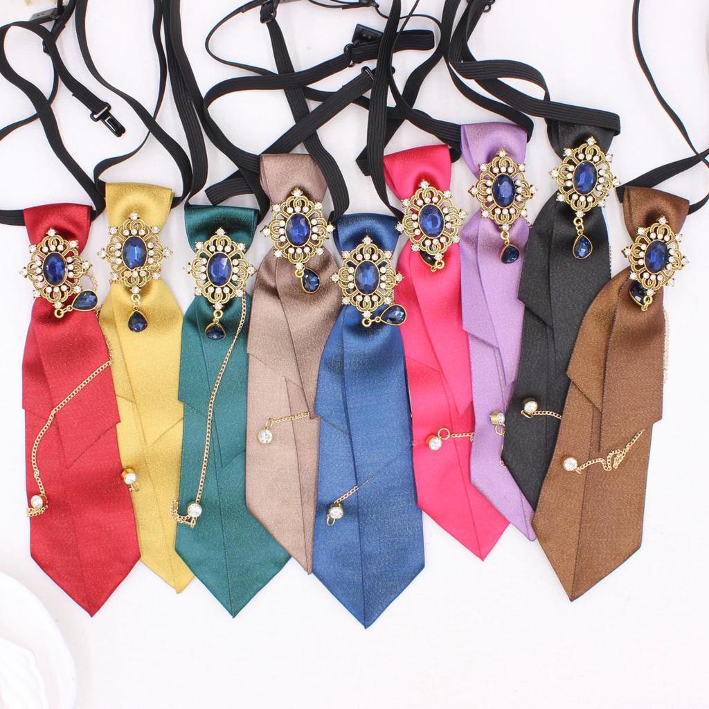 Retro College-Style Gemstone Streamer with Metal Chain - Unisex, No-Tie Design (TS365)