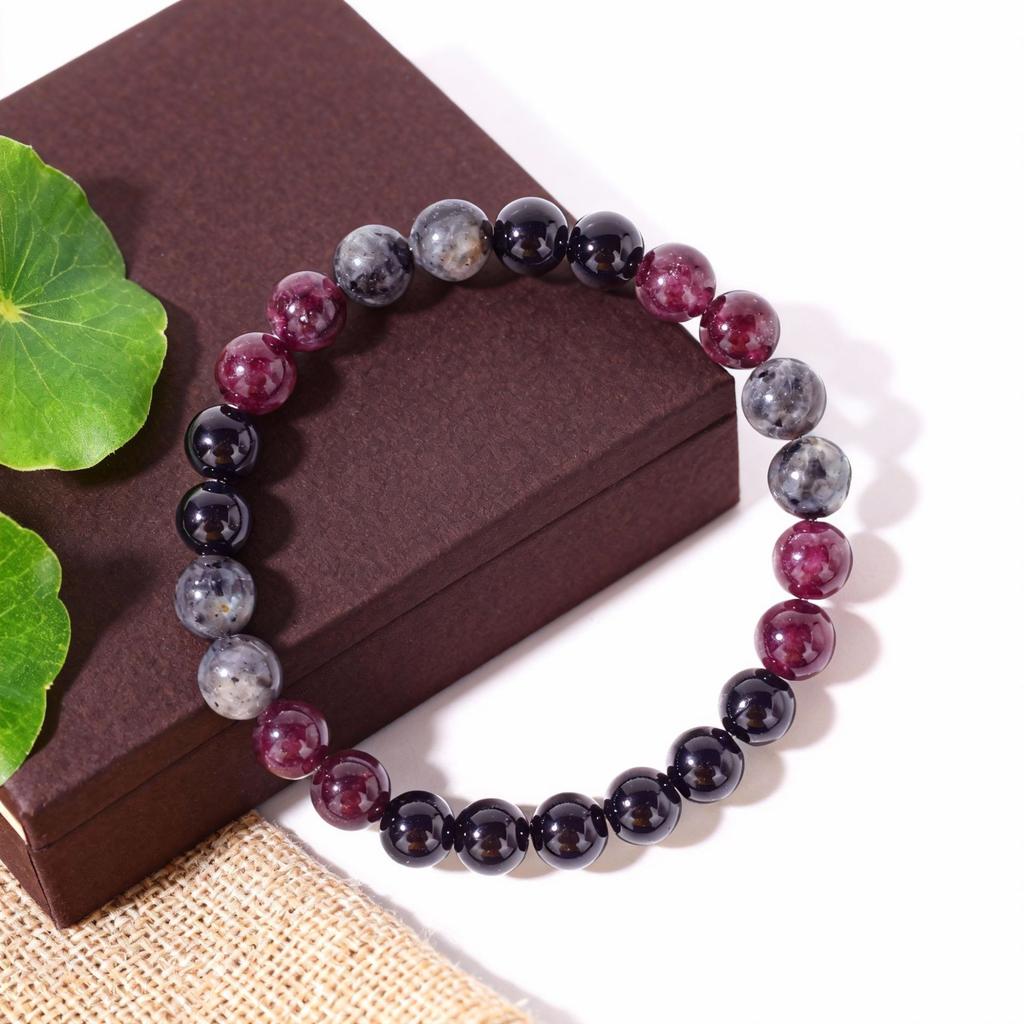 Bracelet Festif en Perles Grenat Onyx Noir et Labradorite Bijoux de Mode Mystiques Pour Hommes et Femmes Accessoire Simple Polyvalent pour le Quotidien