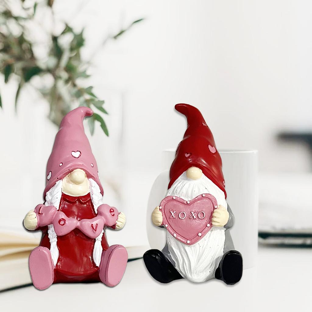 Gnome Valentine's Day Ornament Table Decorations - Christmas Gnome Figurine Valentine's Day Decoration Gift Resin