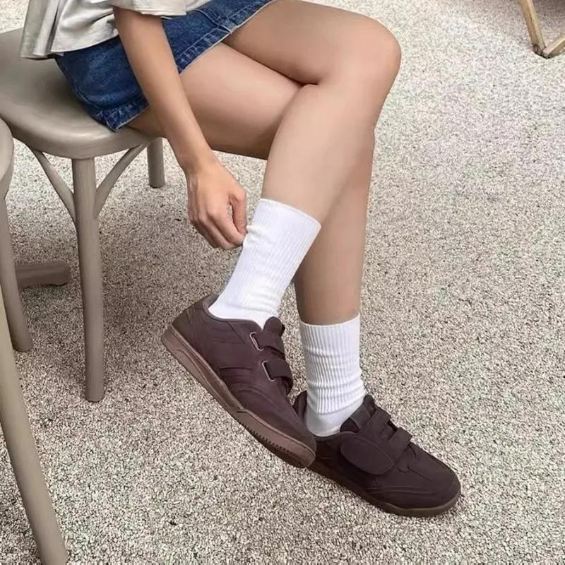 Ladies Shoes 2024 Hot Sale Buckle Strap Women's Vulcanize Shoes Fashion Round Toe Ladies Casual Shoes New Solid Classic Sneakers