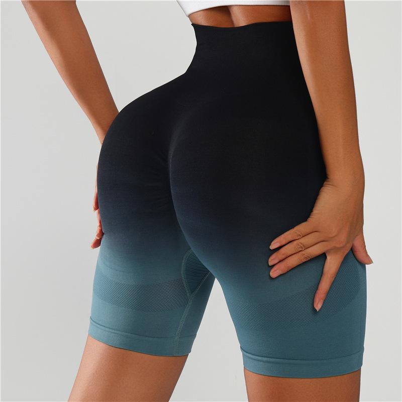 High-Waist Seamless Gradient Yoga Shorts - Women's Peach Butt Slimming Three-Quarter Length for Running & Fitness