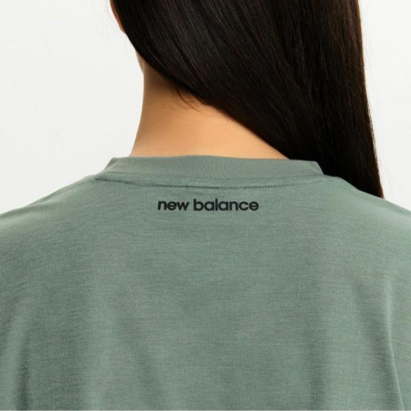 New Balance Tee Nqj Nbnee22433 49 Uni Frozen Small Logo Short Sleeve Tee  