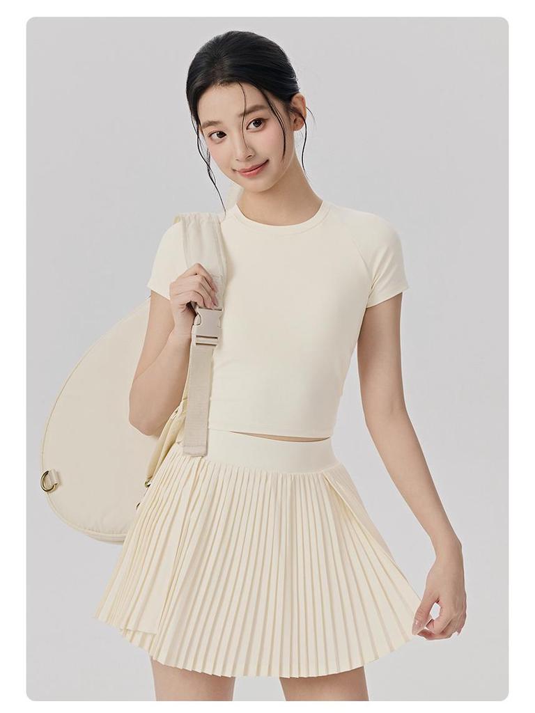 Women's Short Sleeve Yoga Suit & Pleated Tennis Skirt Set