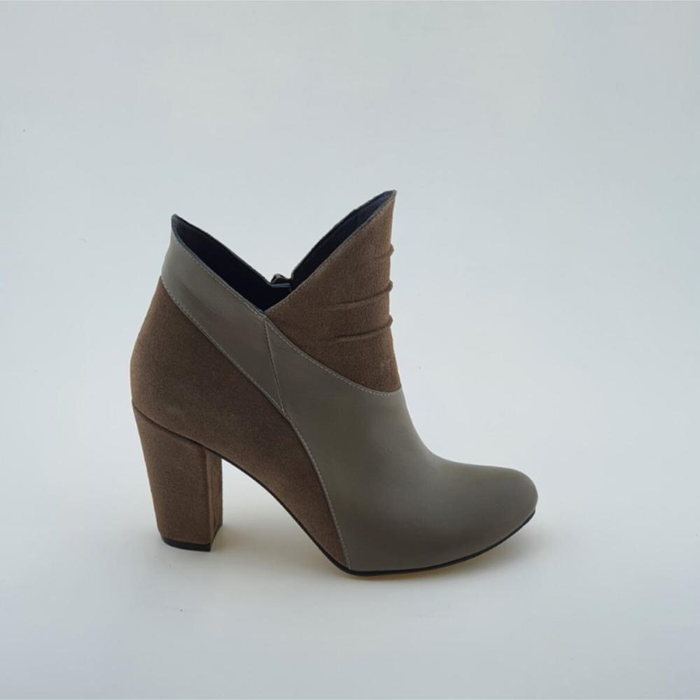 

Сапоги из натуральной кожи в женском стиле 35 чёрный