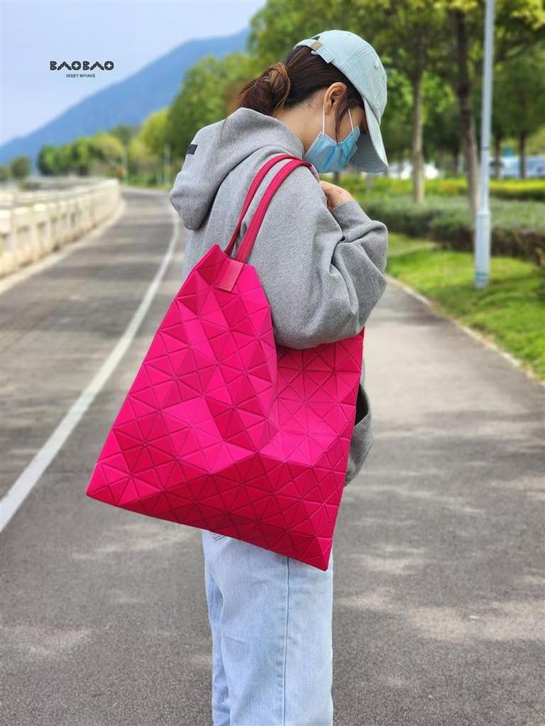 New Limited Edition TRACK Series Translucent Mesh Shoulder Tote - Large Capacity for Women