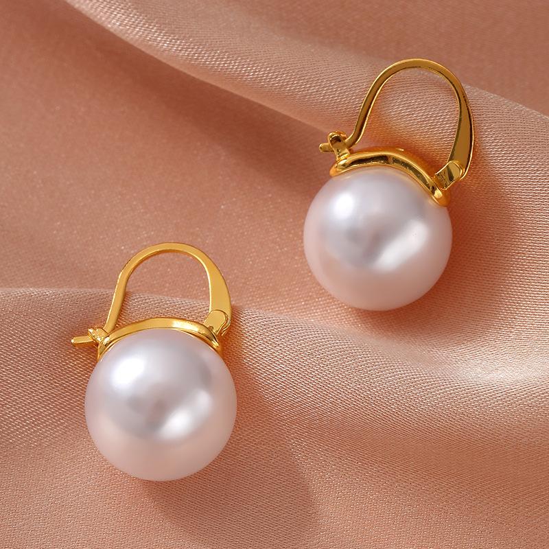 New fashion niche design high sense retro light luxury geometric ear buckle earrings women