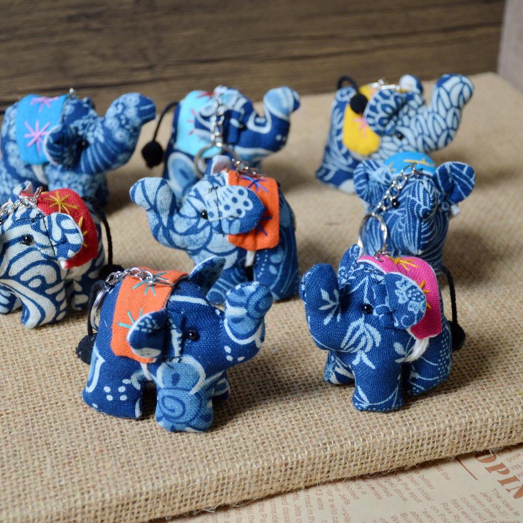 Yunnan Etnische Tie-dye Kleine Olifant Sleutelhanger & Hanger