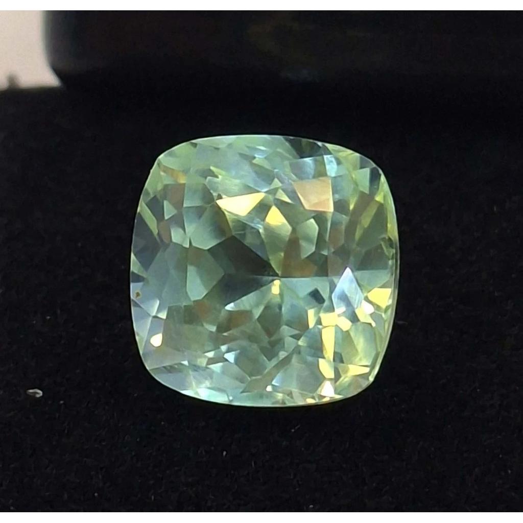 Natural Light Green Parti Sapphire Cushion Cut 5-7 Ct Beautiful Loose Gemstone