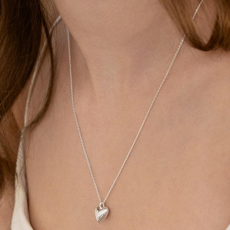 Tatiana (925 Silver) Heart Shell Locket Pendant Long Necklace NZ2505