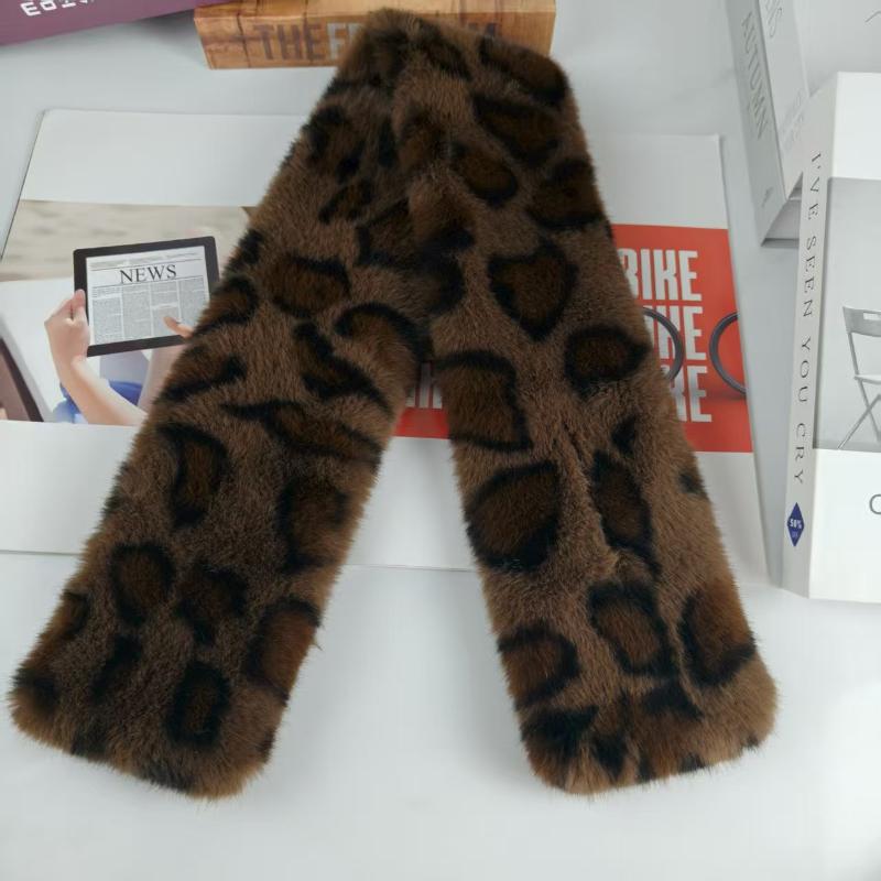Retro Thicken Warm Leopard Print Scarf For Women Windproof Faux Fur Scarf Soft Faux Collar Cross Scarf Winter Scarf Neck Wrap