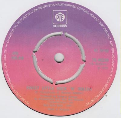 7inch Record JOE DOLAN - Sweet Little Rock 'N' Roller 7N45330 Pye Records 1974 UK Pop Used