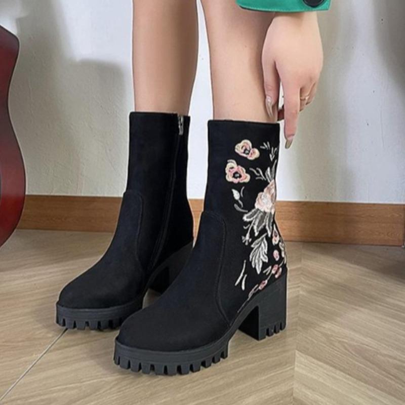 

European and American Mid Length Boots 2026 Autumn New Embroidered Flower Design Sense High-heeled Versatile Fashion Boots 35 чёрный