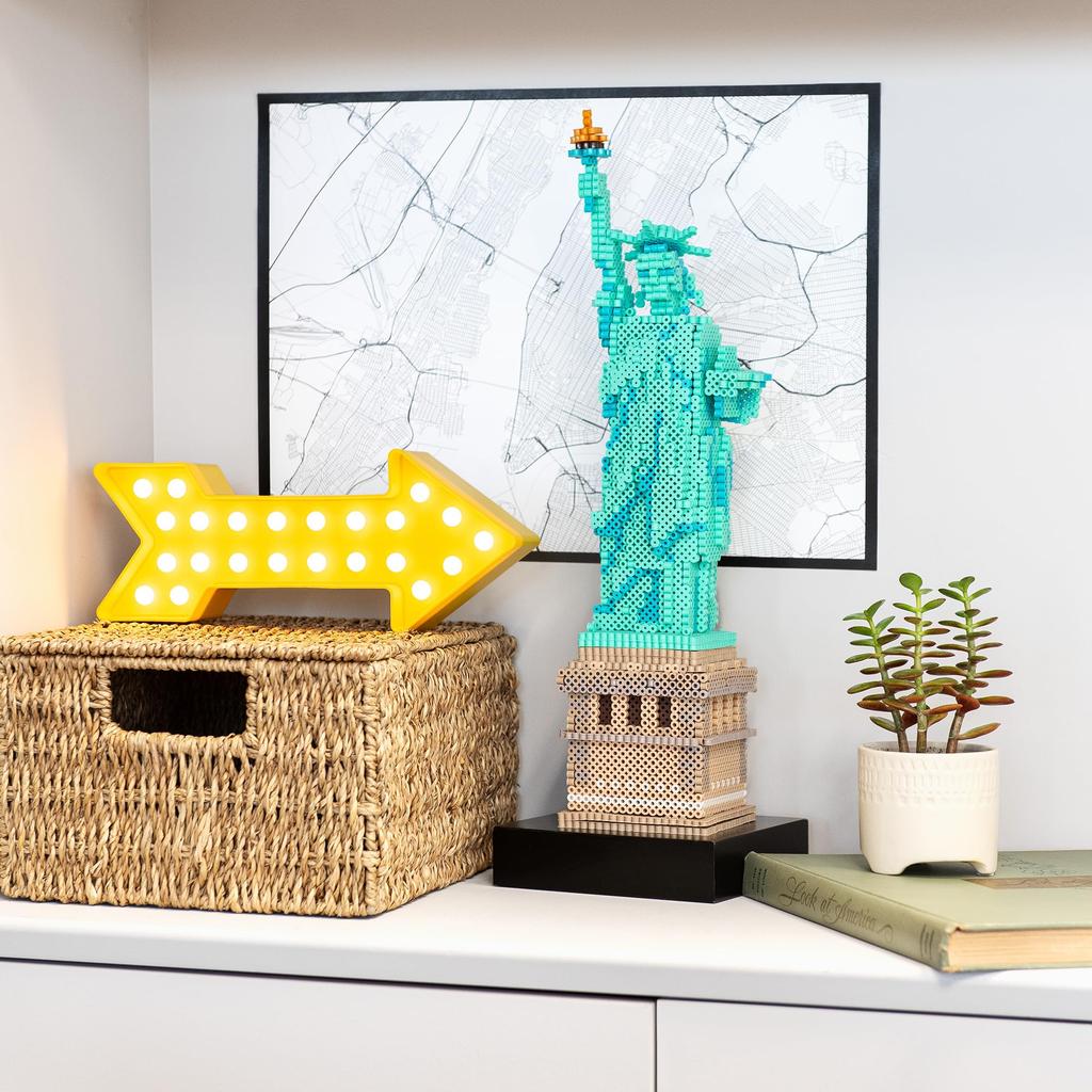 Kawada Parlor Premier Statue of Liberty 80-57235