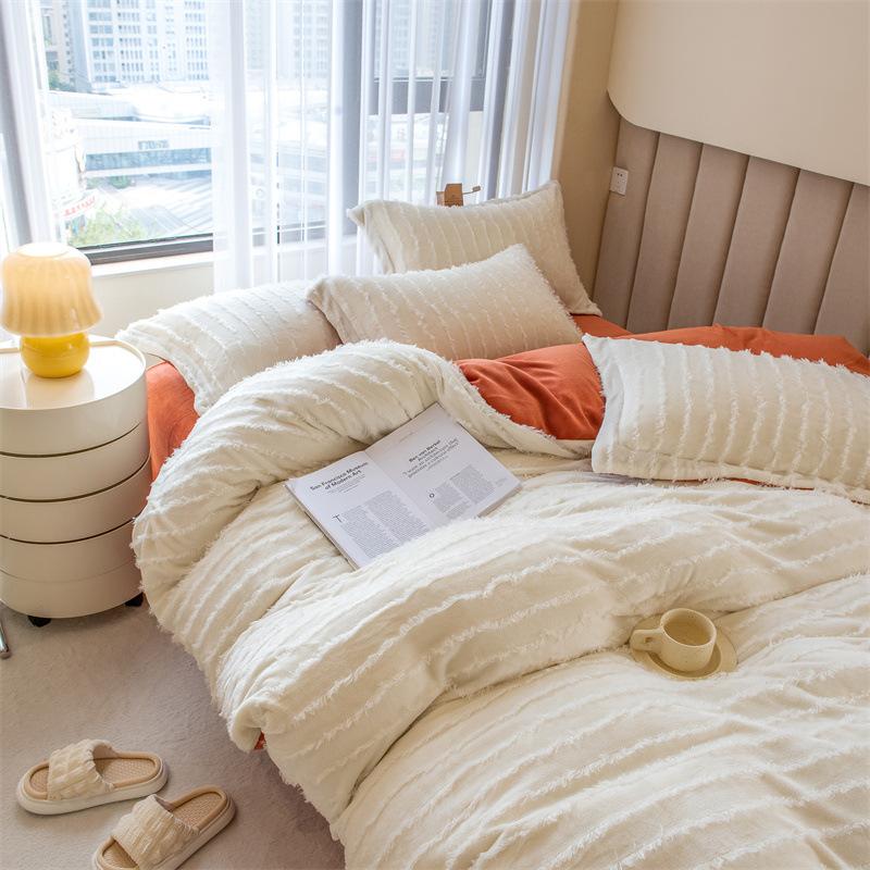 Ins Solid Milk Velvet Vierteiliger Bettbezug aus Korallensamt mit Fransen Winterflanell-Bettlaken Bettbezug Bettwäsche