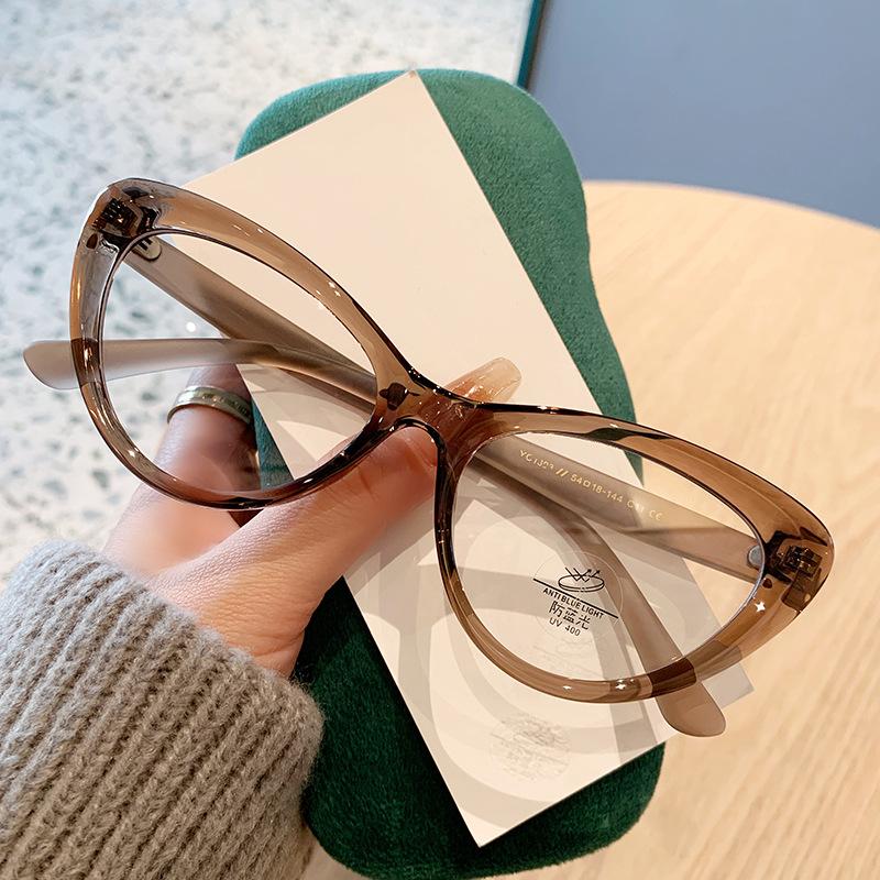 Fashion Ladies Cat Eye TR Frame Anti Blue Light Prescription Myopia Glasses Photochromic Custom Design