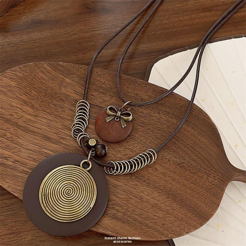 National Style Necklace - Women's Vacation Style Necklace - Retro and Elegant Sweater Chain Accessory