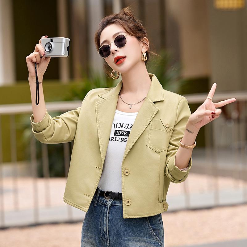 Damska casualowa kurtka z kołnierzykiem w stylu garniturowym ze skóry PU - Styl Wiosna/Jesień 2025 XG9958