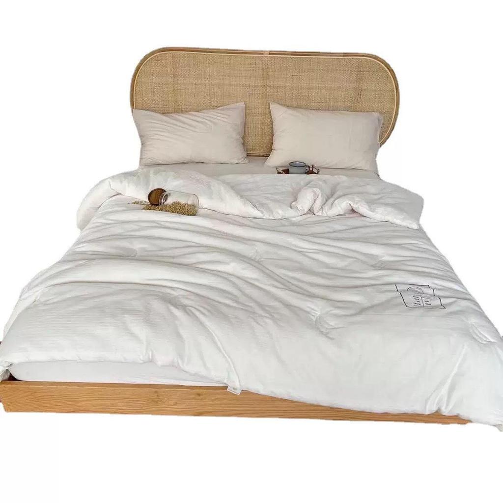 Eco-Friendly Cotton Soybean Quilt for All Seasons