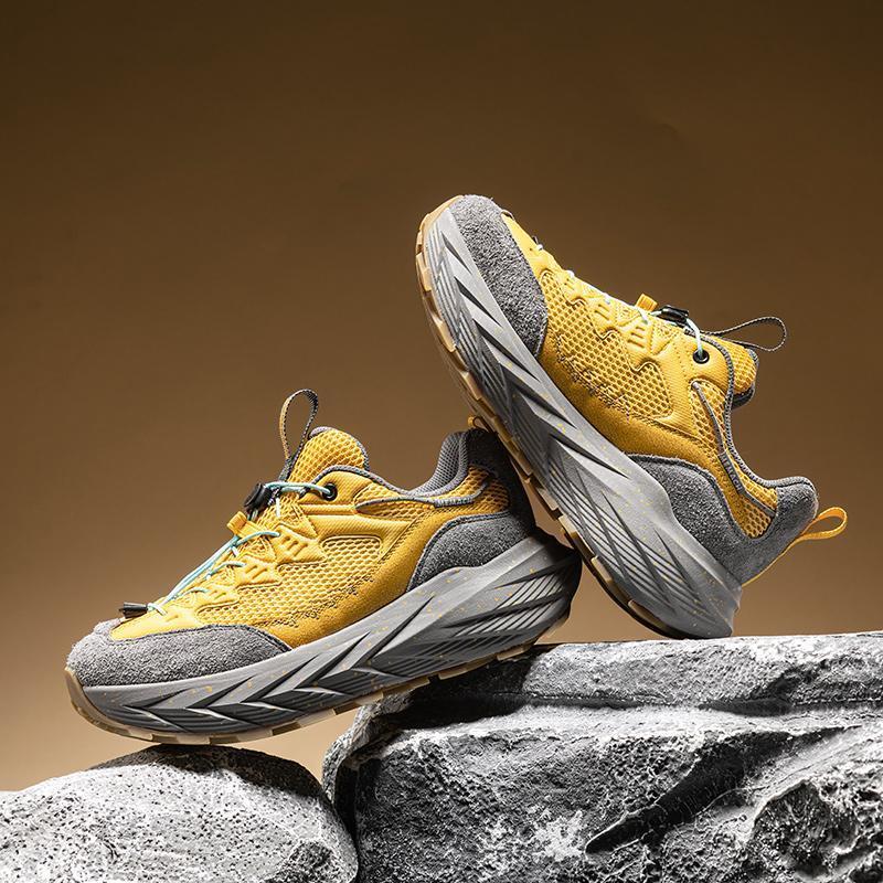 Classic Brand Comfortable Anti Slip Hiking Shoe Top Quality Wearable Thick Soled Climbing Shoe Top Quality Trekking Sneaker36-45