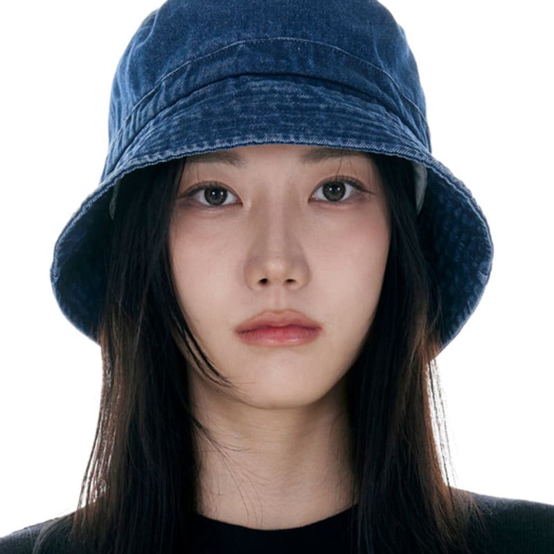 

LUOESPAC Overfit Washed Denim Line Bucket Hat (Indigo) 61