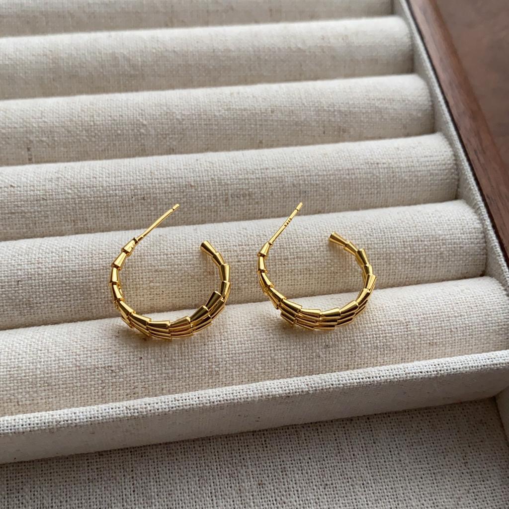 Classic Simple C-shaped Earrings Three-dimensional Low-key Exquisite Earrings Personalized Advanced