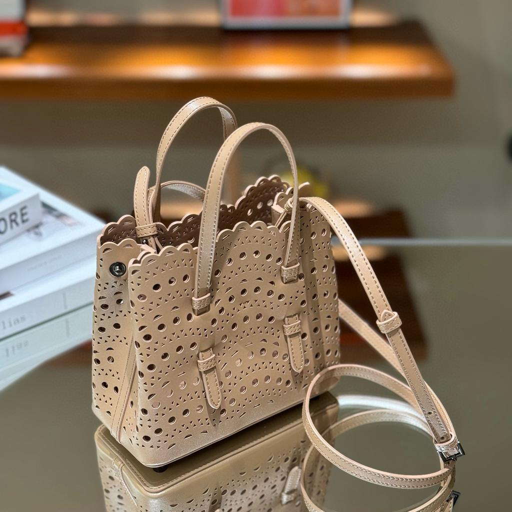 Nima16 Hollow Carved Vegetable Basket Women's Bag Casual Niche Leather Handbag Heavy Craftsmanship Shoulder Messenger Bag