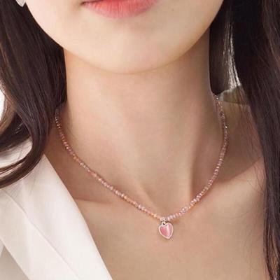 Pleated Rose Bead Necklace Heart-Shaped Cat's Eye