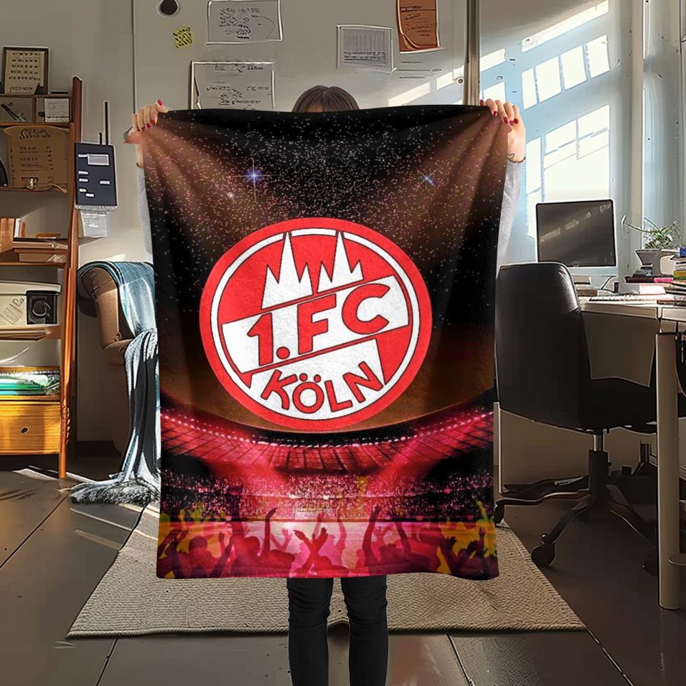 1 szt. Koc Flanelowy z Nadrukiem FC KÖLN, Wysokiej Jakości, Komfortowy na Wszystkie Pory Roku, Wystrój Domu, Ciepło i Komfort, Idealny na Prezenty Świąteczne51
