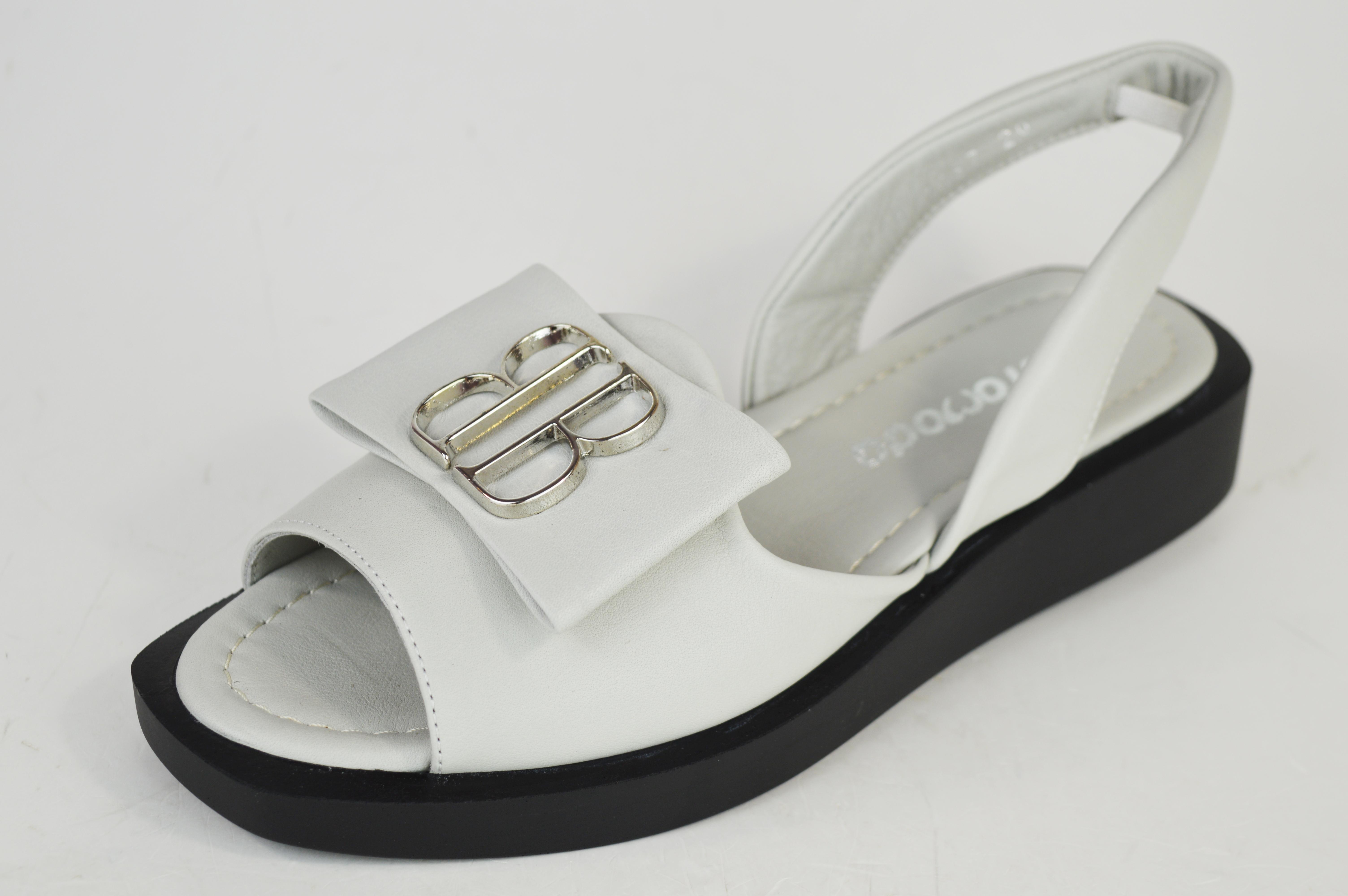 

Босоніжки Evromoda 1067 36 Сірі шкіра 37 сірий колір
