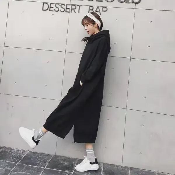 Dámské sametové mikinové šaty s kapucí nadměrné velikosti - 200 až 300 liber.