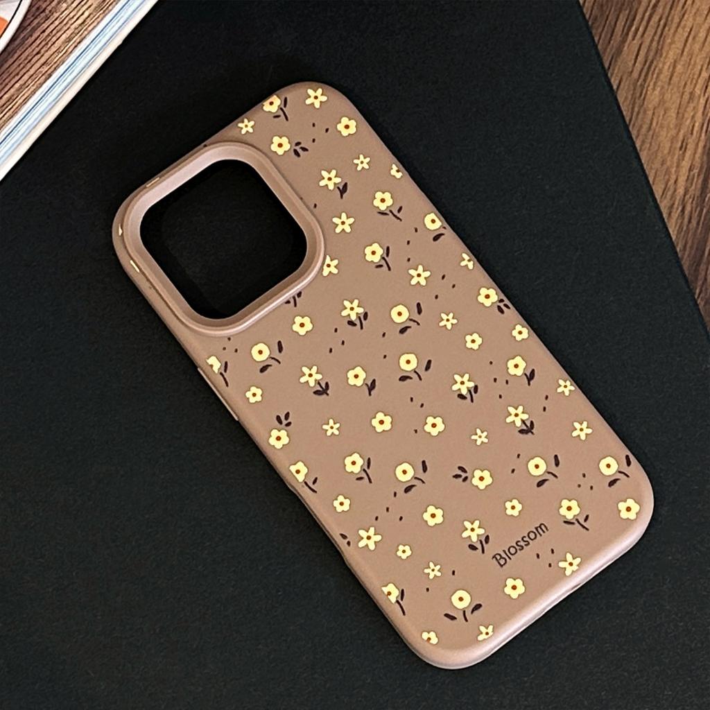 Autumn and Winter Ins-style Floral iPhone 17 Phone Case, Suitable for Apple 16 Pro Max, Retro 14, 15 Silicone, 11 Soft