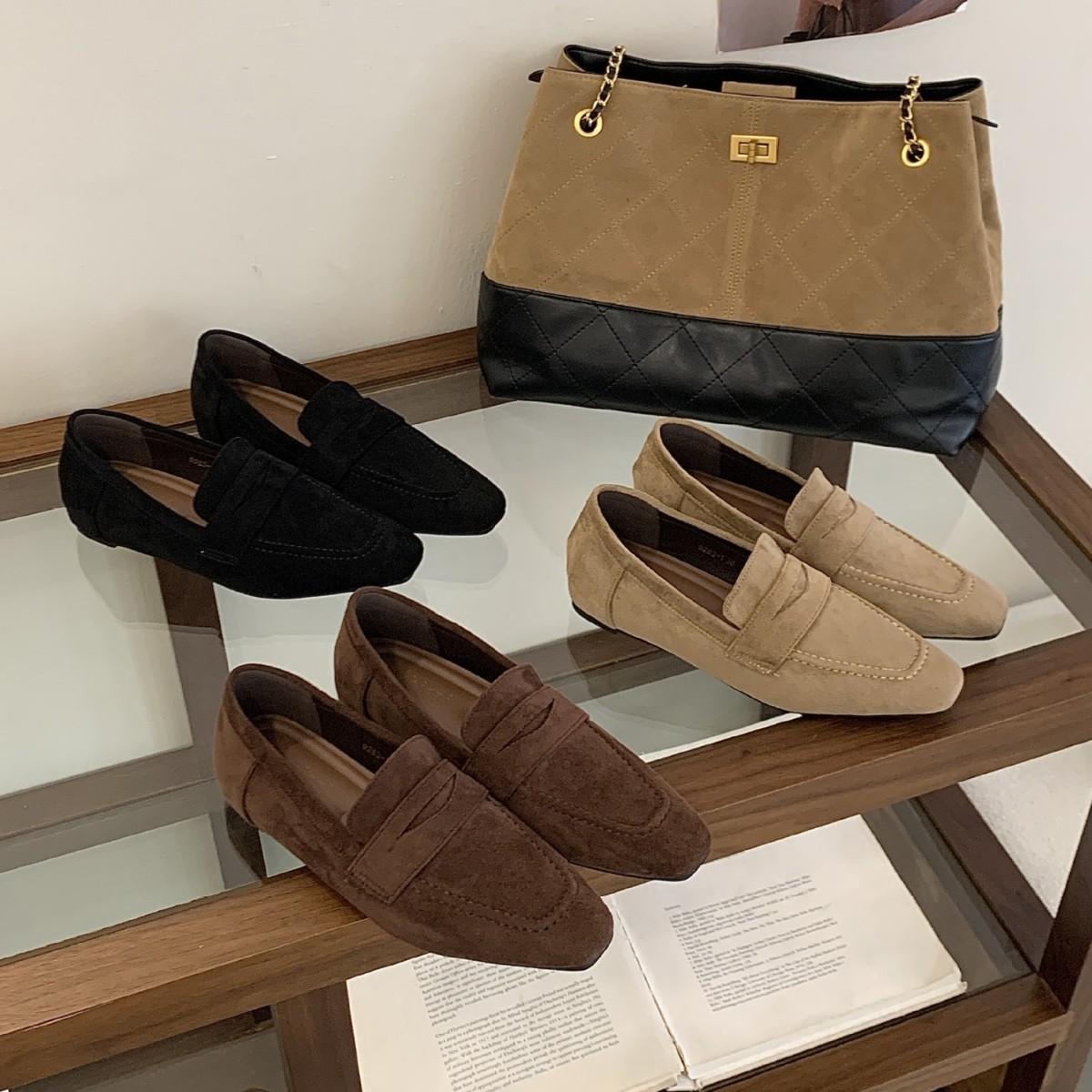 

2025 осень и зима новая маленькая квадратная голова замша толстый каблук мягкая подошва для работы женские туфли 39