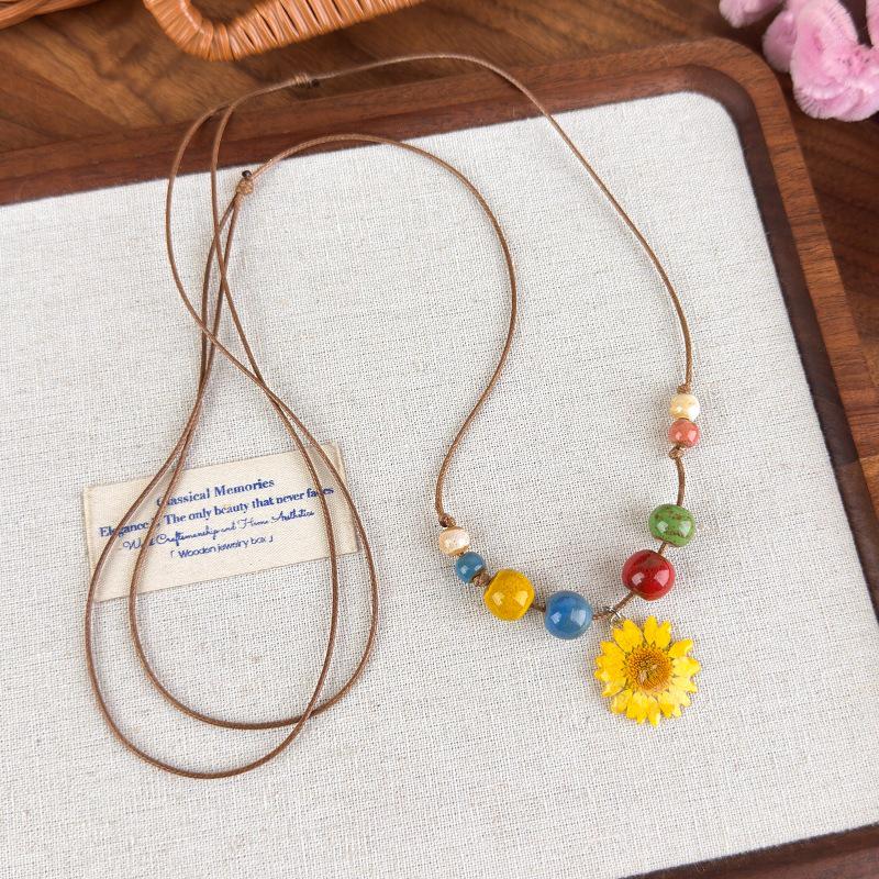 Retro Forest Ceramic & Colorful Beads Necklace with Dried Rose & Daisy Flowers - Artistic Long Collarbone Chain for Women
