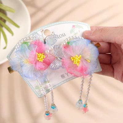 Märchenhafte Blume Haarspange: Vintage Quasten-Accessoire für Frauen und Mädchen