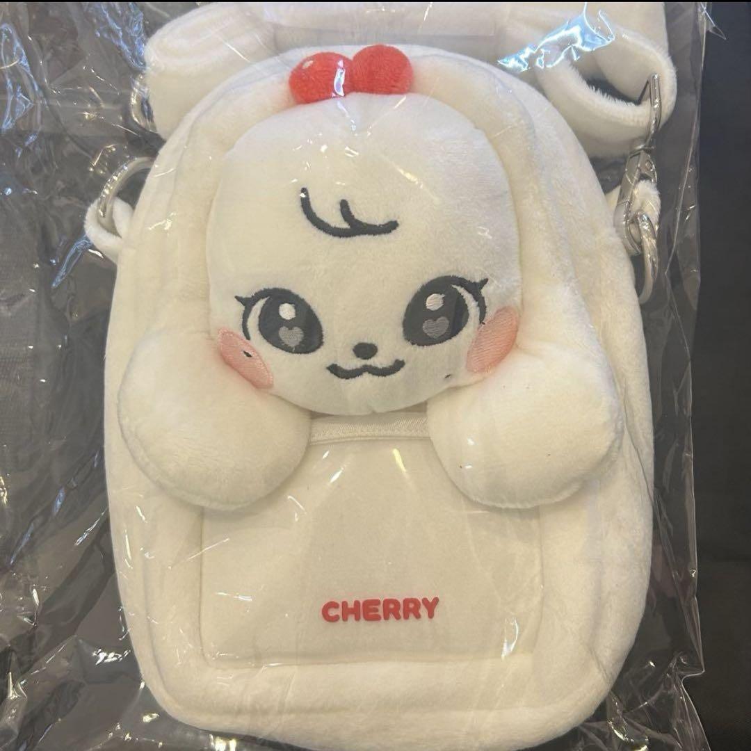 

[USED] ive minive korea pop up md pvc cross bag wonyoung