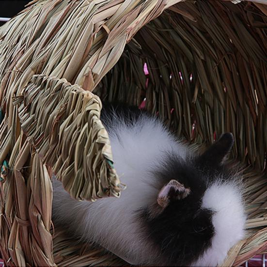 Woven Straw Pet Rabbit Hamster Guinea Pig Cage Nests House Toy Chinchilla Bed
