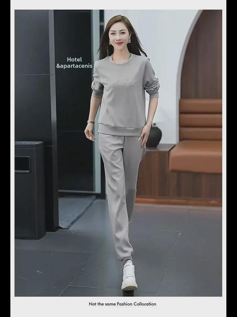 Women's Early Autumn Round Neck Running Suit - Casual & Fashionable Two-Piece for Travel, Spring & Autumn 2024