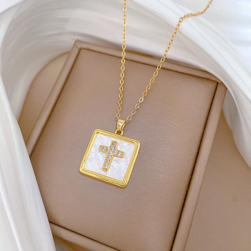 Square Cross Luxury Temperament Gorgeous Full Diamond Necklace Women'S Versatile Collarbone Chain Titanium Steel Chain