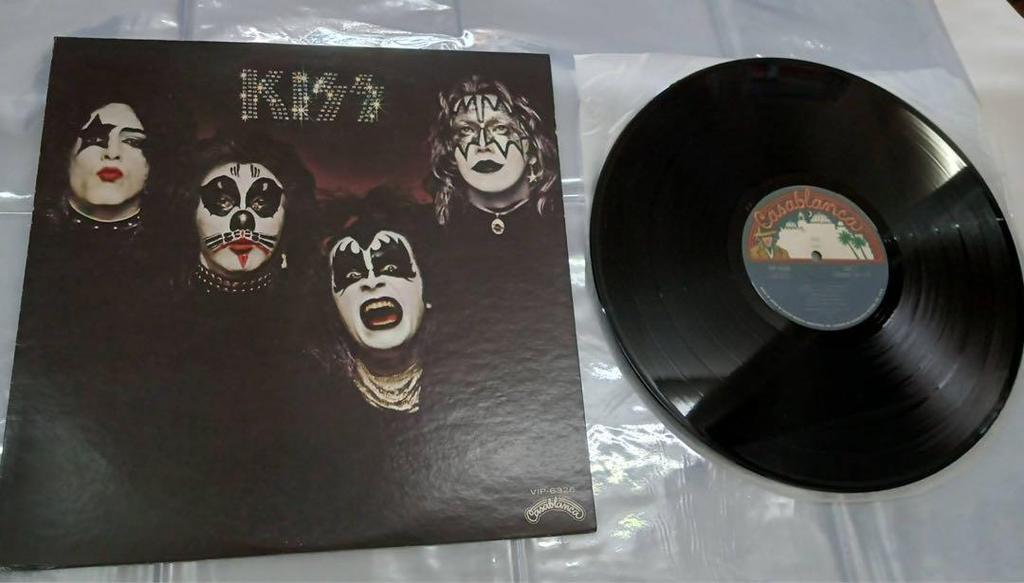 [USED] LP Record KISS Kiss Messenger from Hell Kiss First