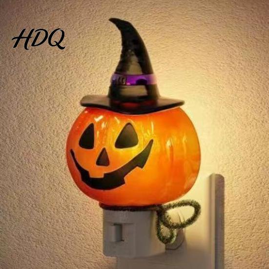 Herbst Halloween Beleuchtung Kürbis Geist Nachtlicht Stecker-Wandlampe mit Hexe